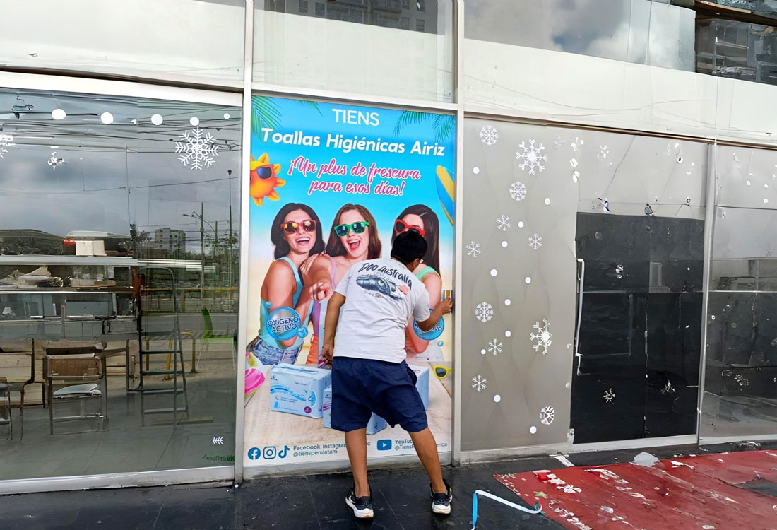 GIGANTOGRAFIAS EN LIMA    