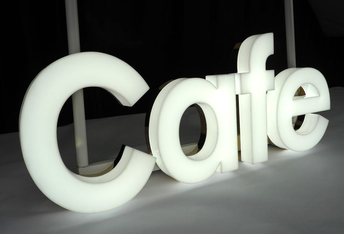 GIGANTOGRAFIAS EN LIMA    